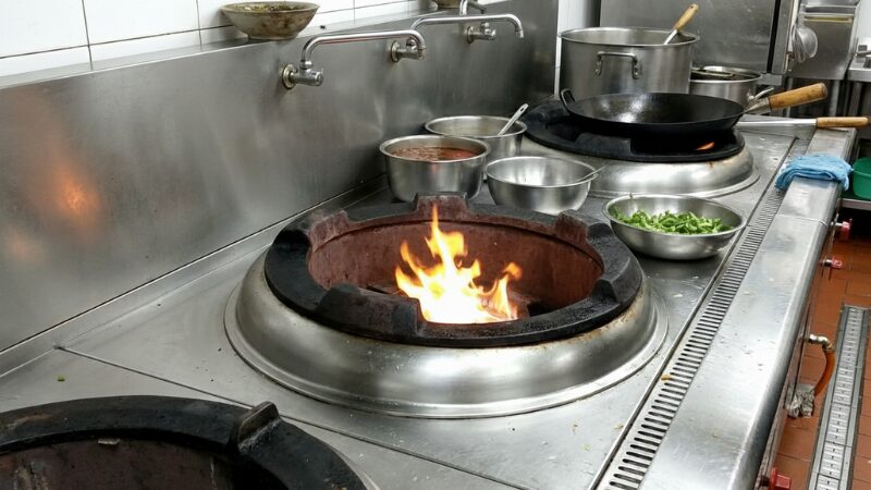 中華の業務用のガス台