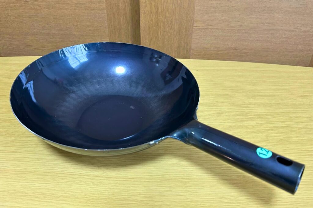 山田工業所 中華鍋30cm 購入直後の防錆処理がある状態